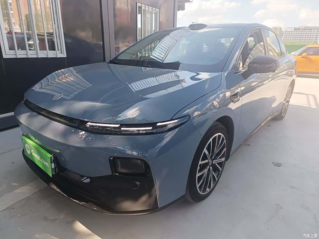 Leapmotor B01, 2025 1