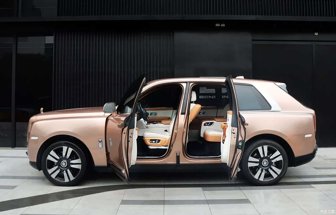Rolls-Royce Cullinan, 2020 все фото