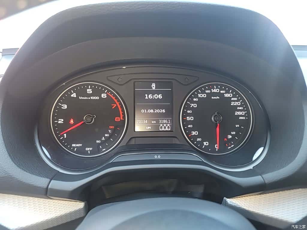 Audi Q2L, 2021 12