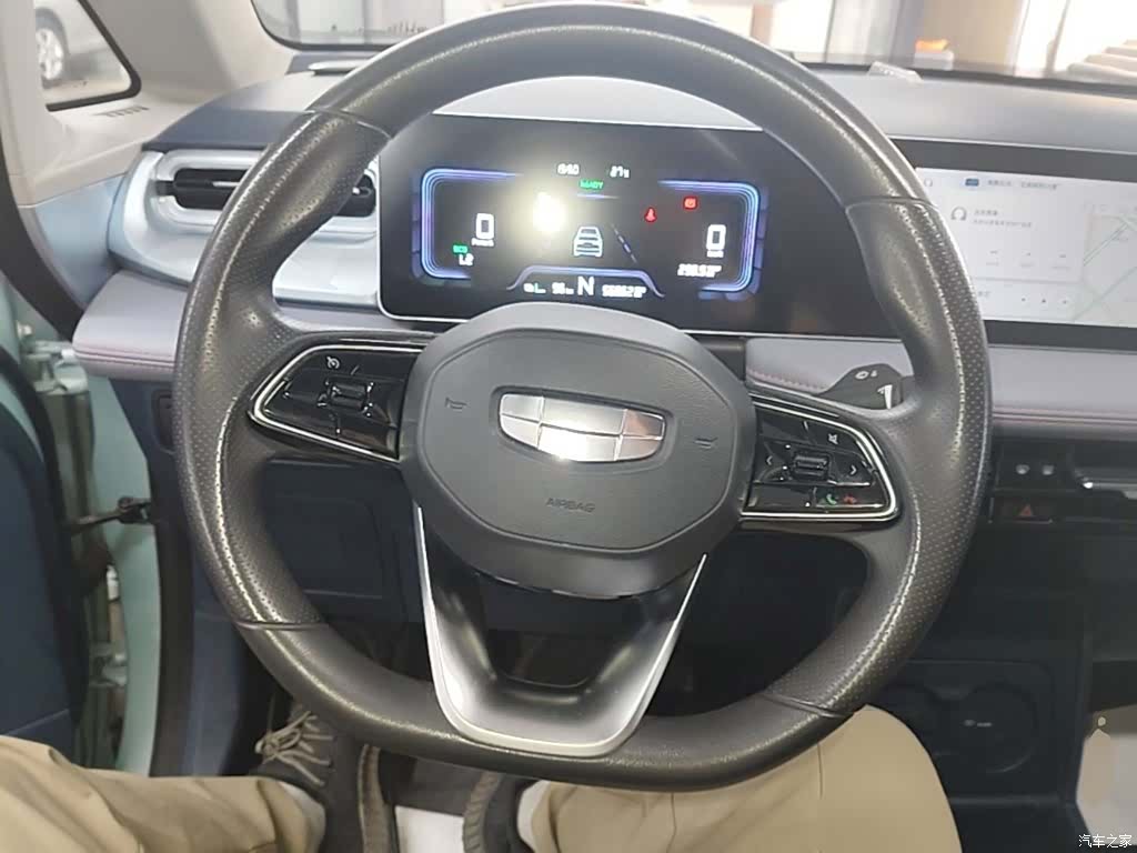Geely E, 2022 11