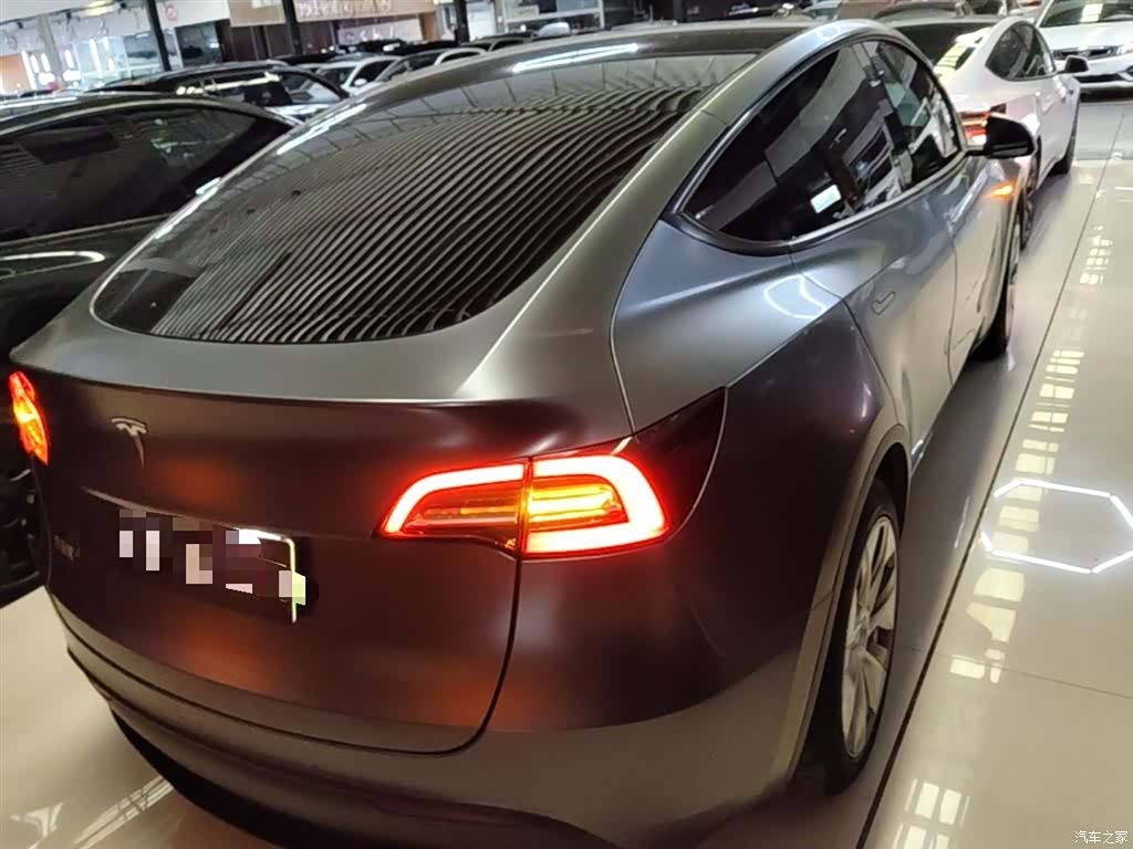 Tesla Model Y, 2022 6