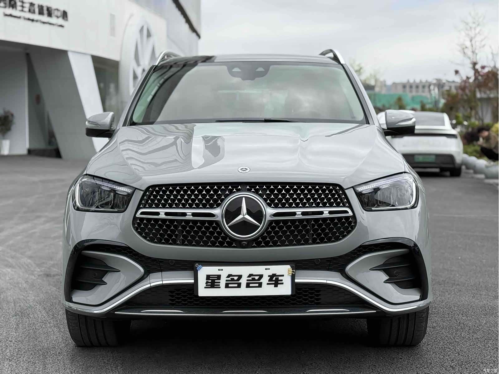 Mercedes-Benz GLE, 2024 2
