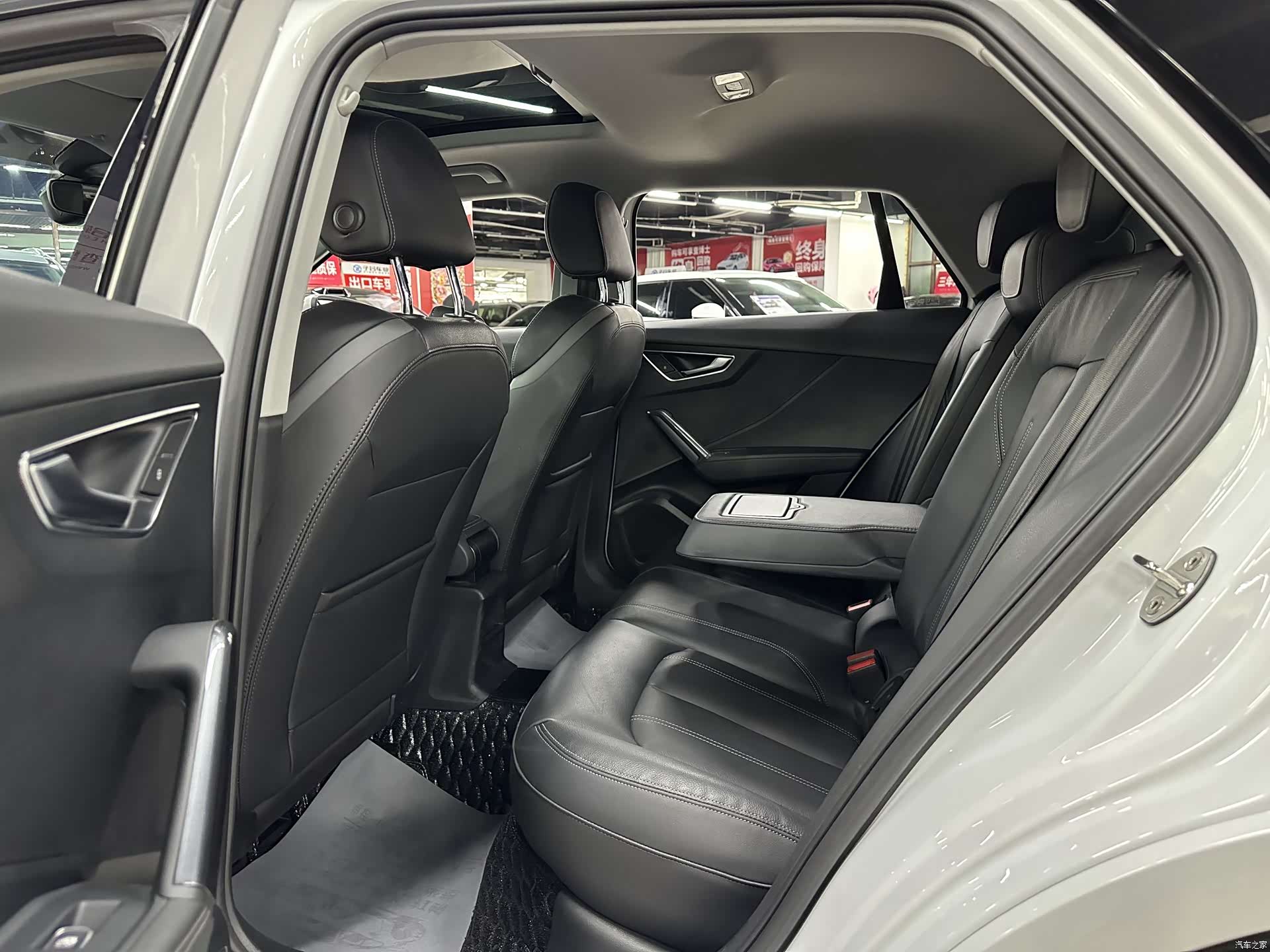 Audi Q2L, 2021 17
