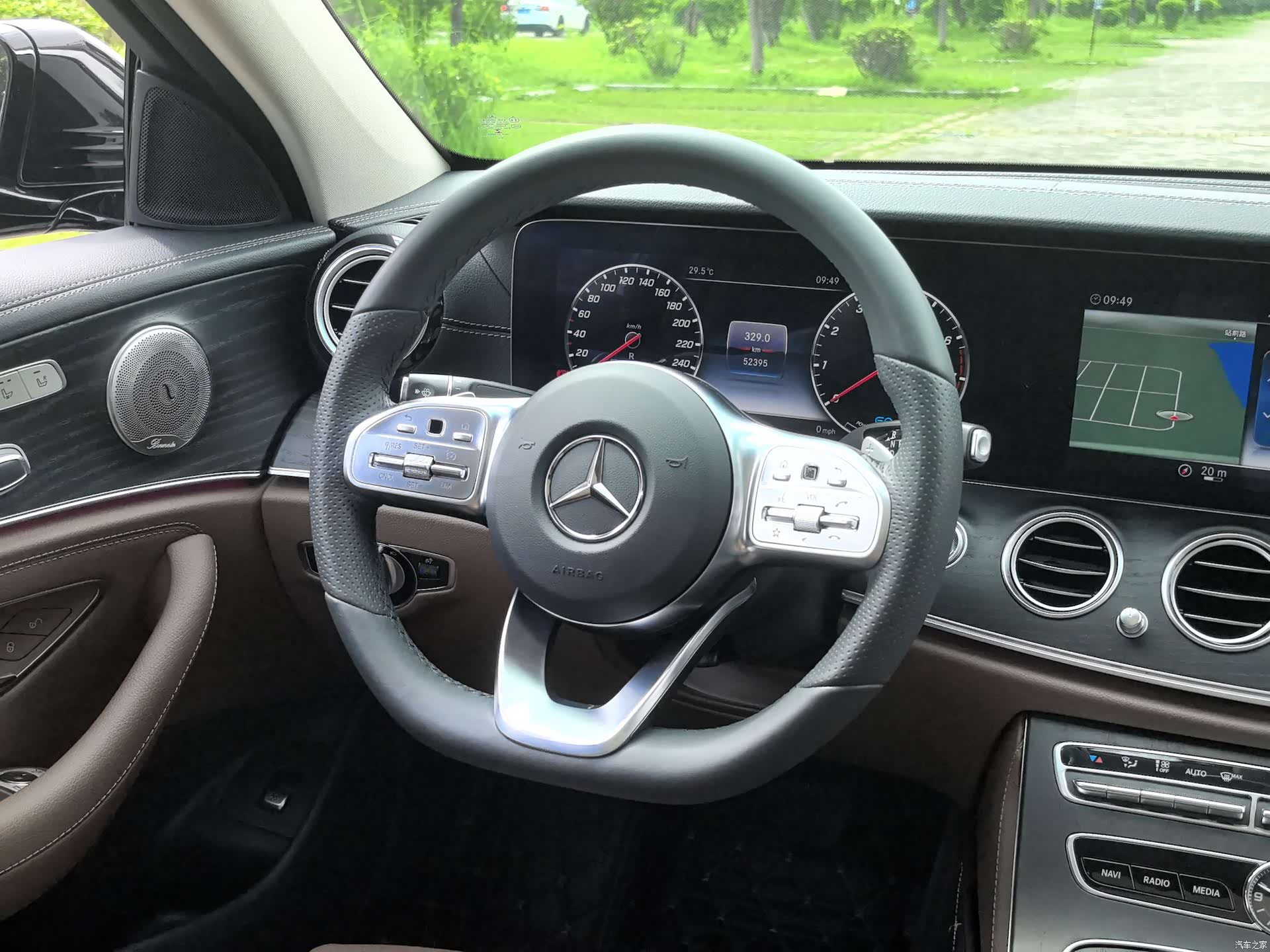 Mercedes-Benz E-Class, 2020 16