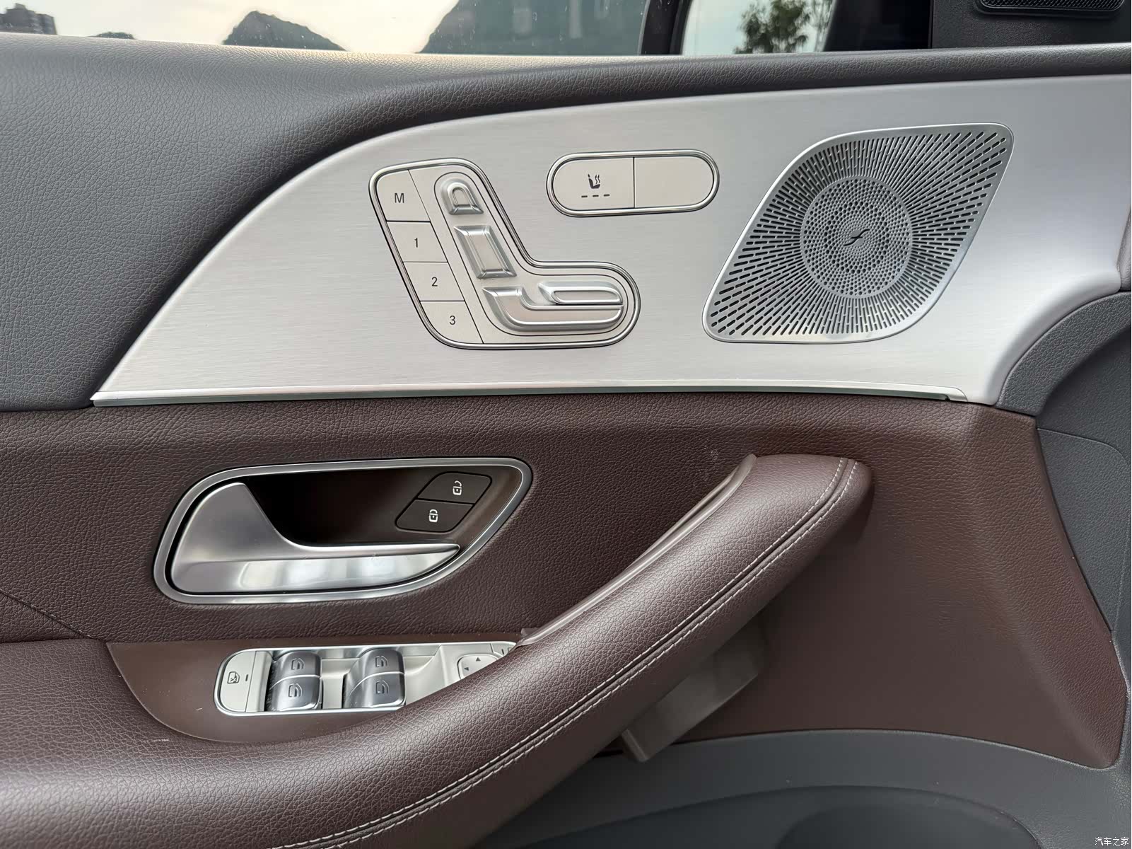 Mercedes-Benz GLE, 2020 11