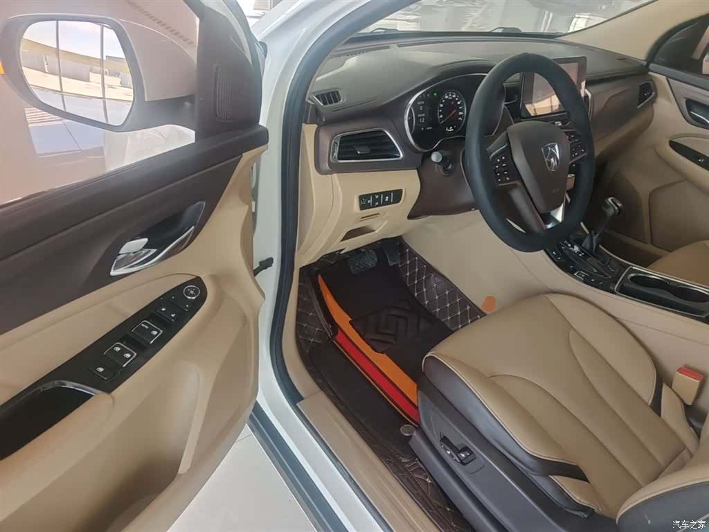 Wuling 730, 2018 16