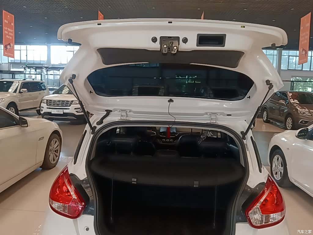 Wuling 310, 2016 19