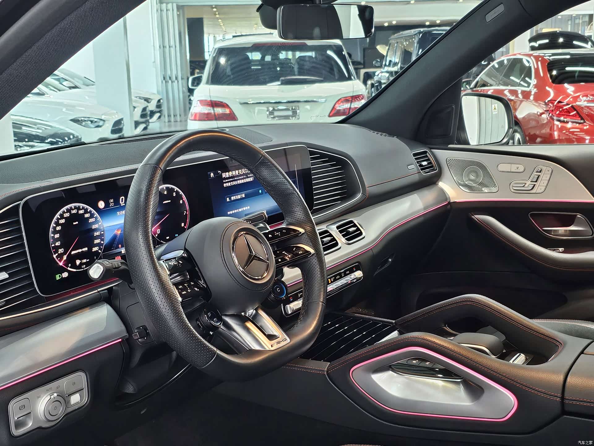 Mercedes-Benz GLE, 2025 14
