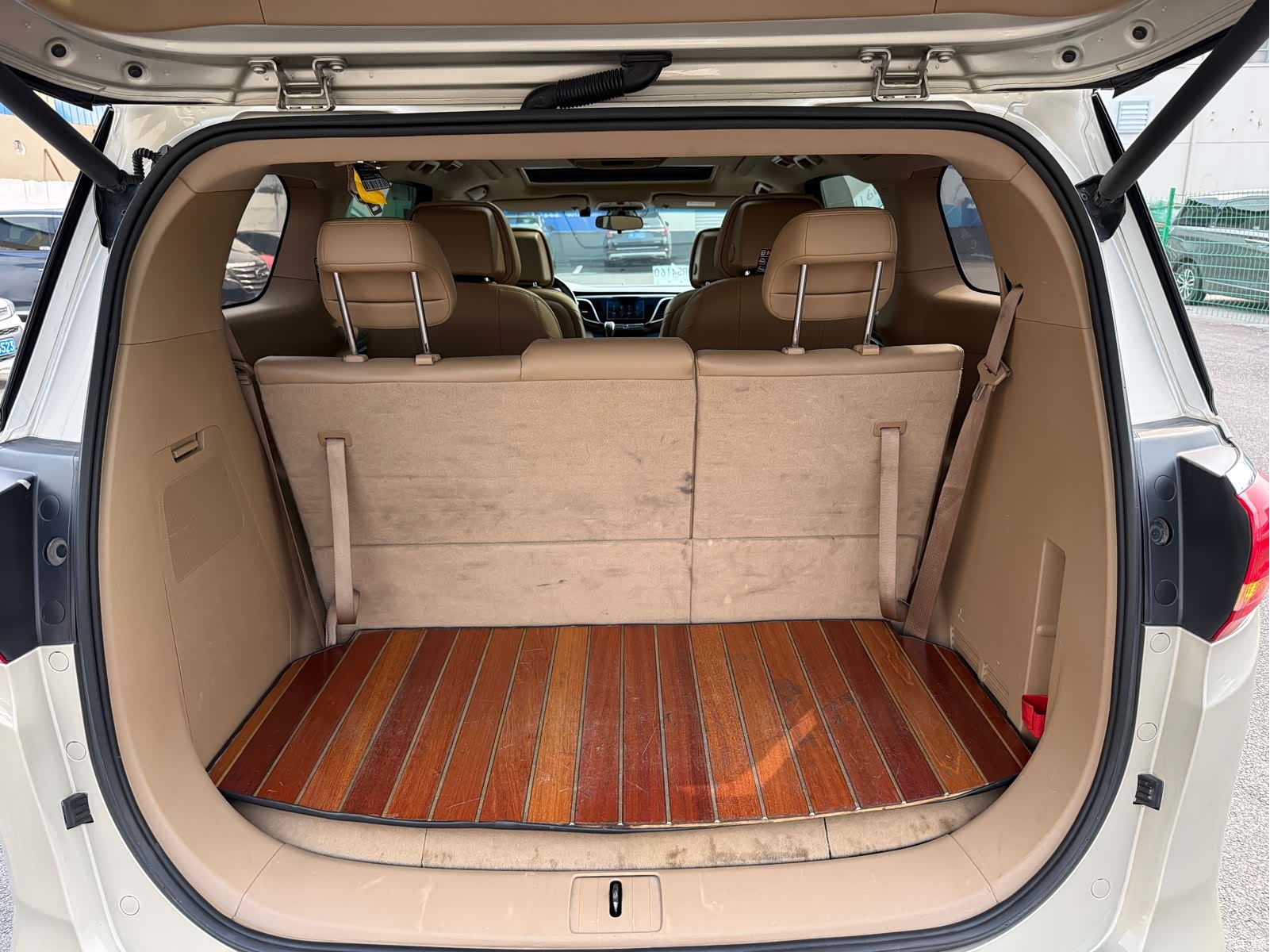 Buick GL8, 2018 26
