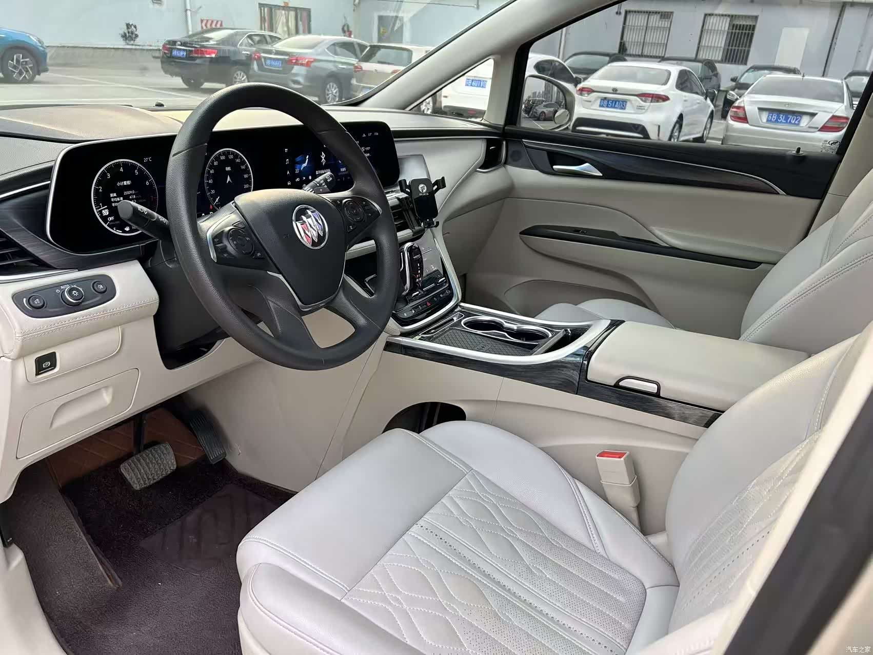 Buick GL8, 2023 14