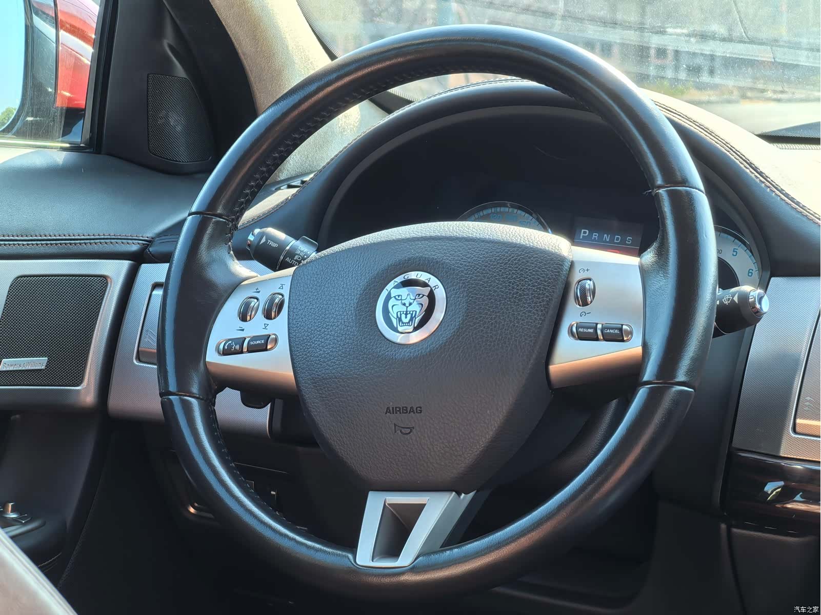 Jaguar XF, 2013 19