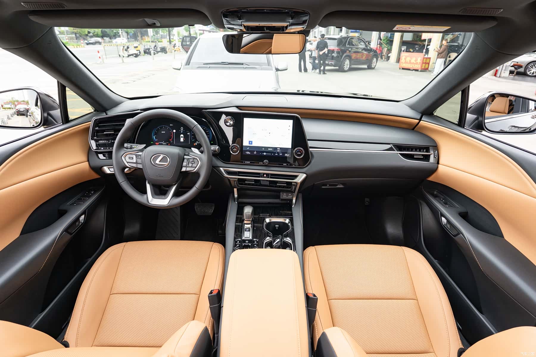 Lexus RX, 2025 13