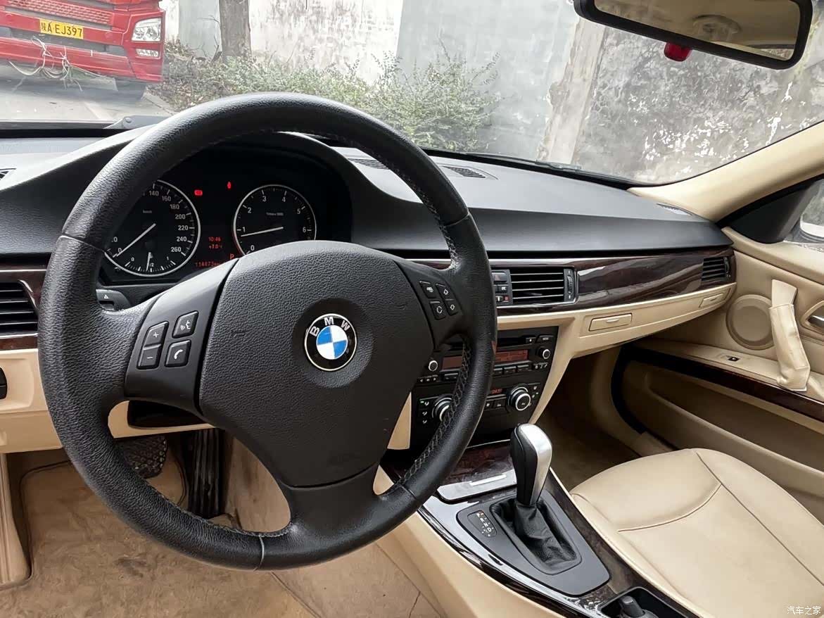 BMW 3 Series, 2010 все фото