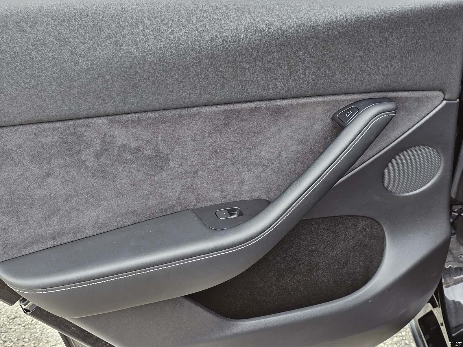 Tesla Model Y, 2021 10