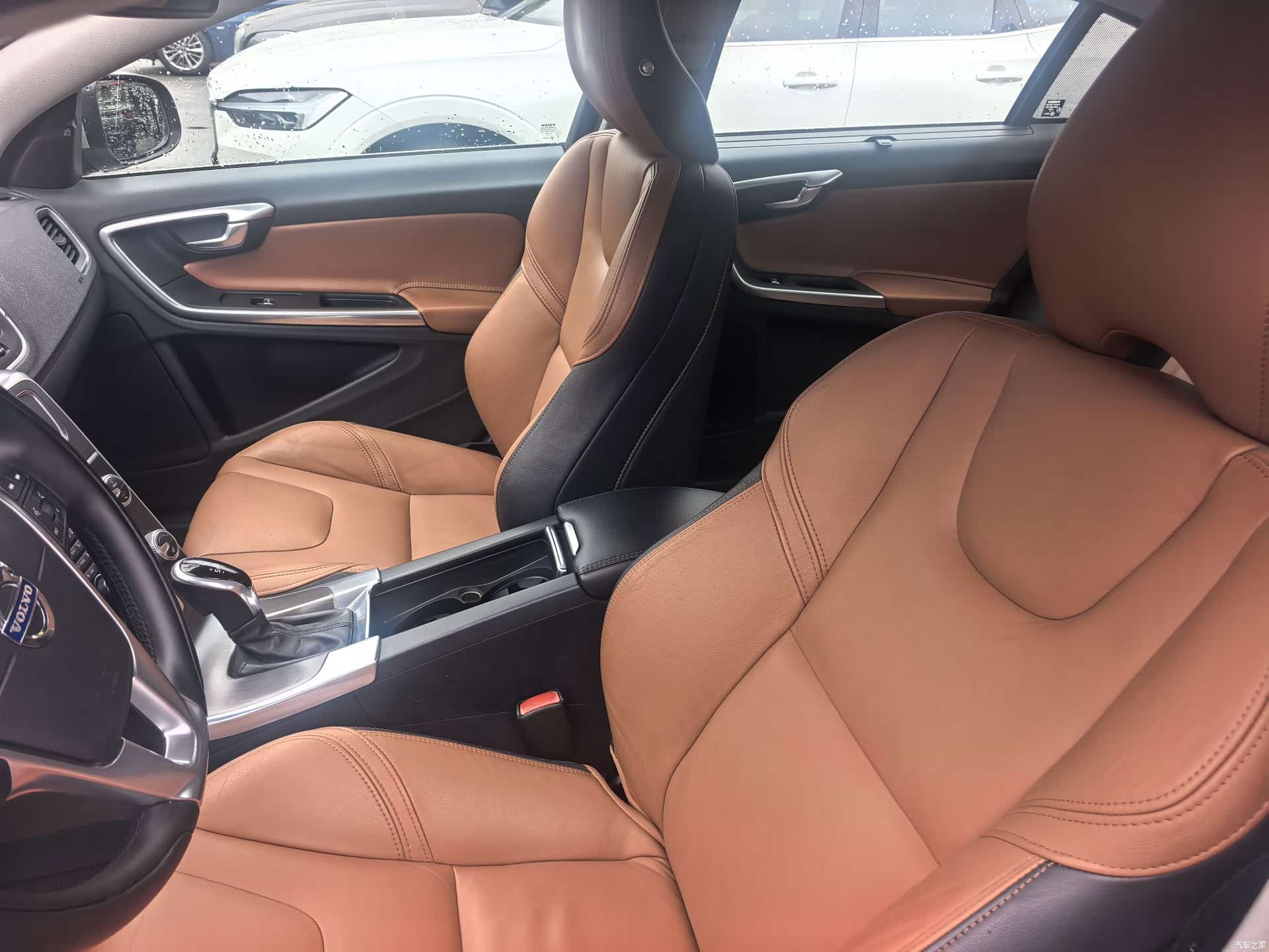 Volvo S60, 2015 10
