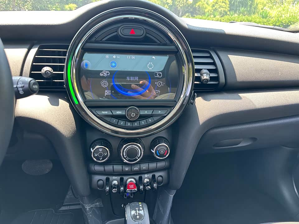 MINI MINI