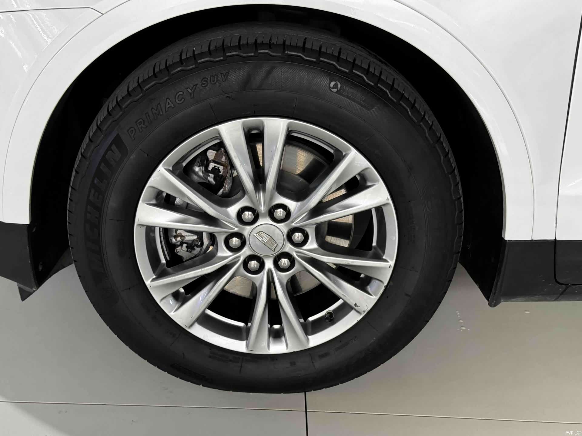 Cadillac XT5, 2022 все фото