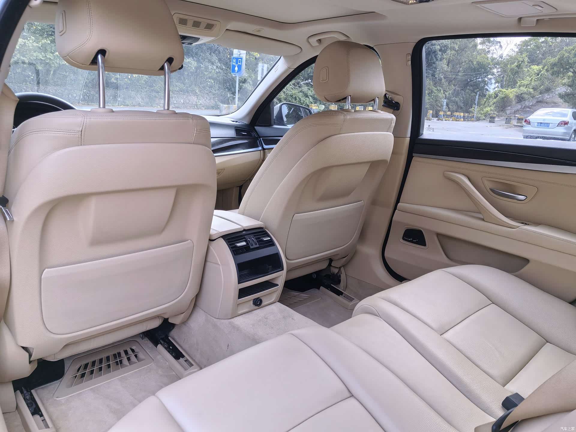 BMW 5 Series, 2015 15