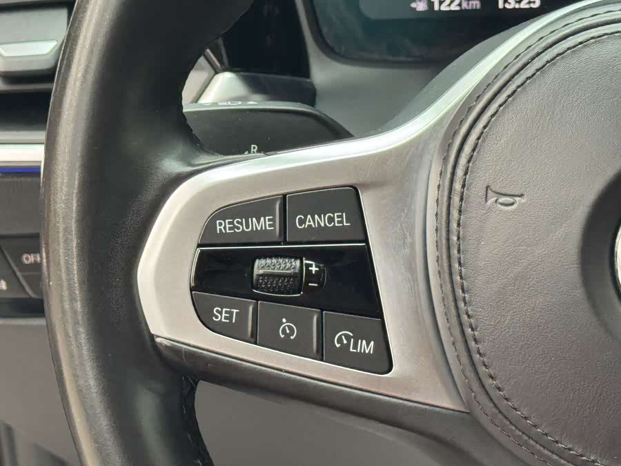 BMW 3 Series 2021, фото 10