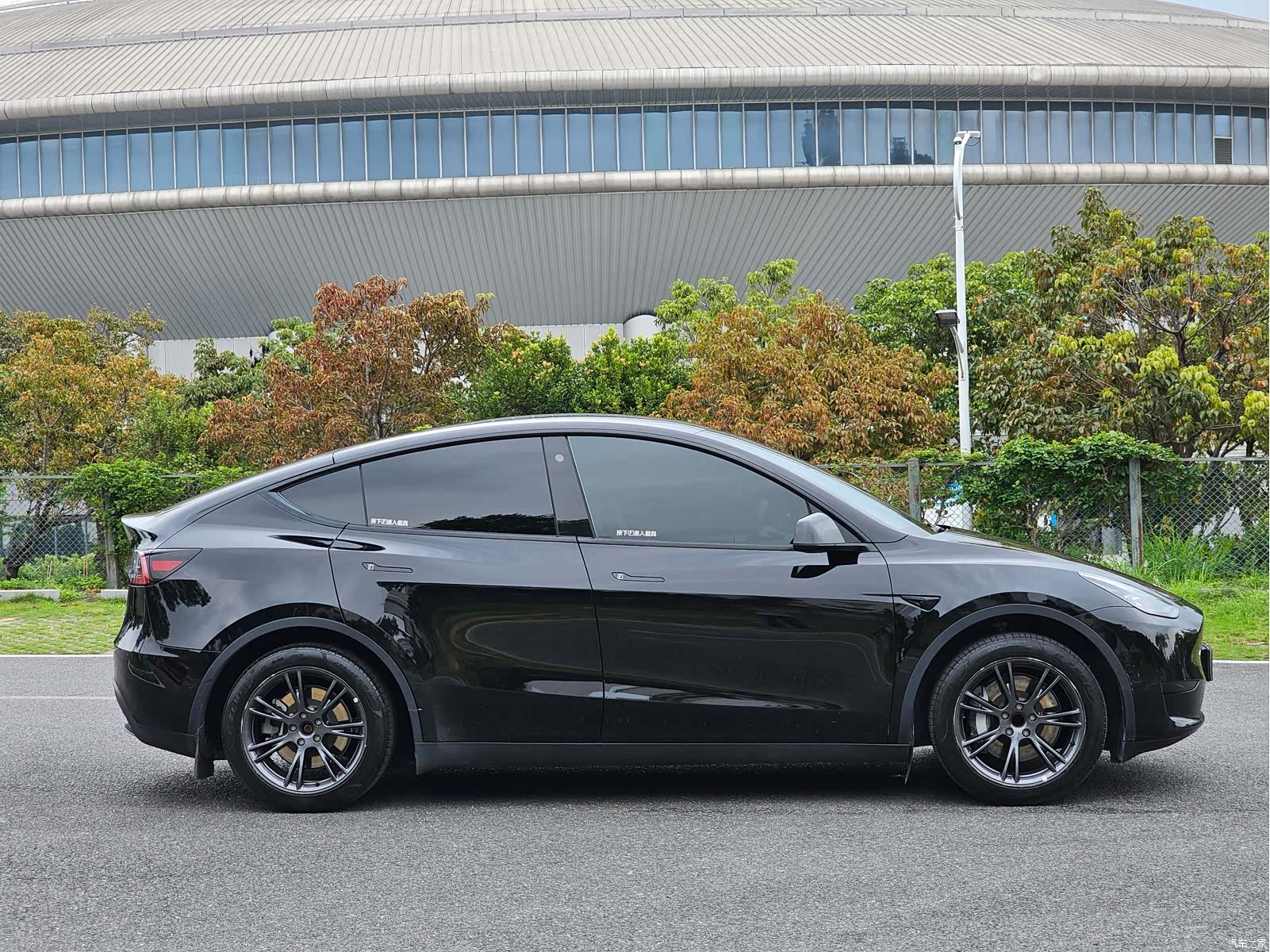 Tesla Model Y, 2024 4