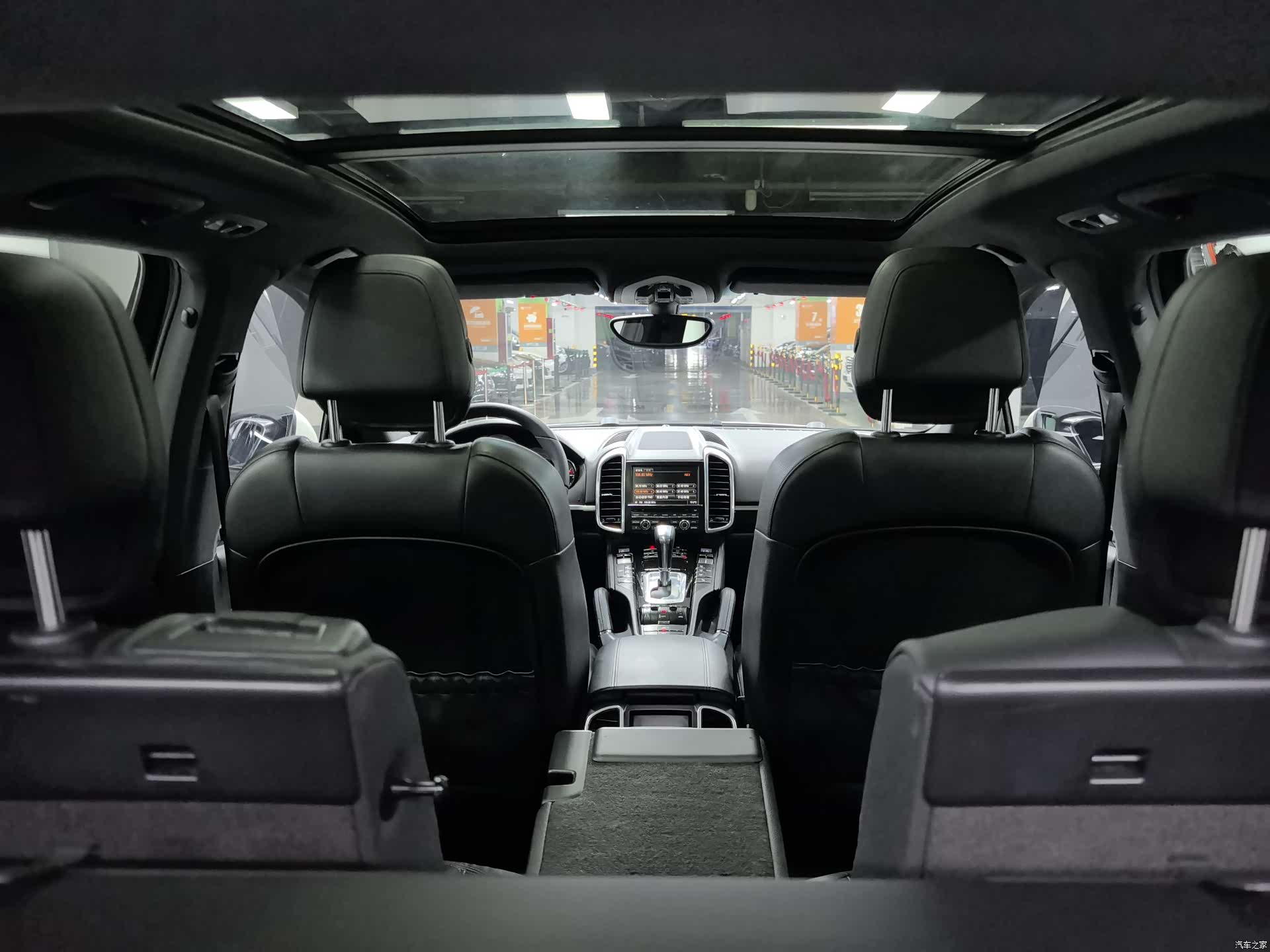 Porsche Cayenne, 2010 14