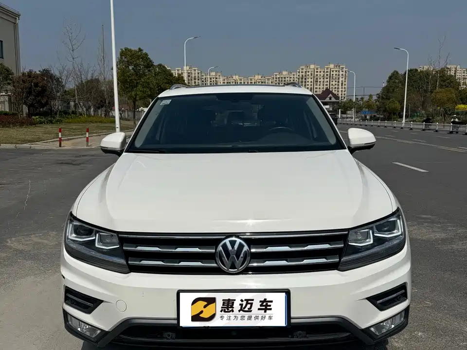 Volkswagen Tiguan L