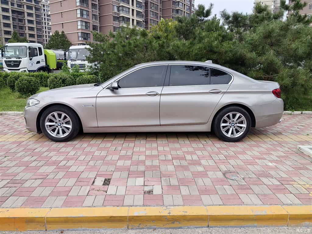 BMW 5 Series, 2017 12