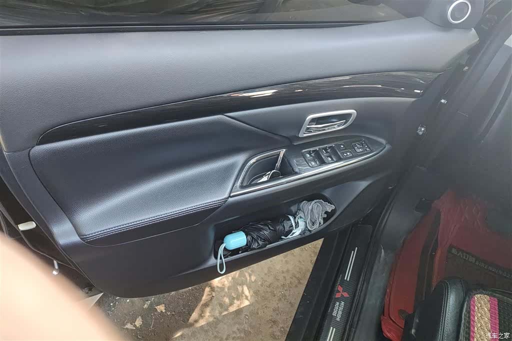 Mitsubishi Outlander, 2018 7