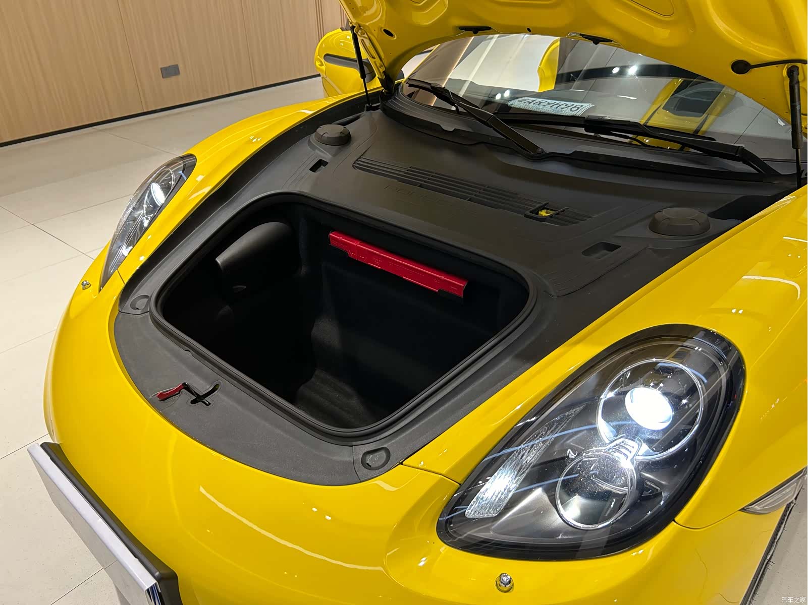 Porsche Cayman, 2015 6