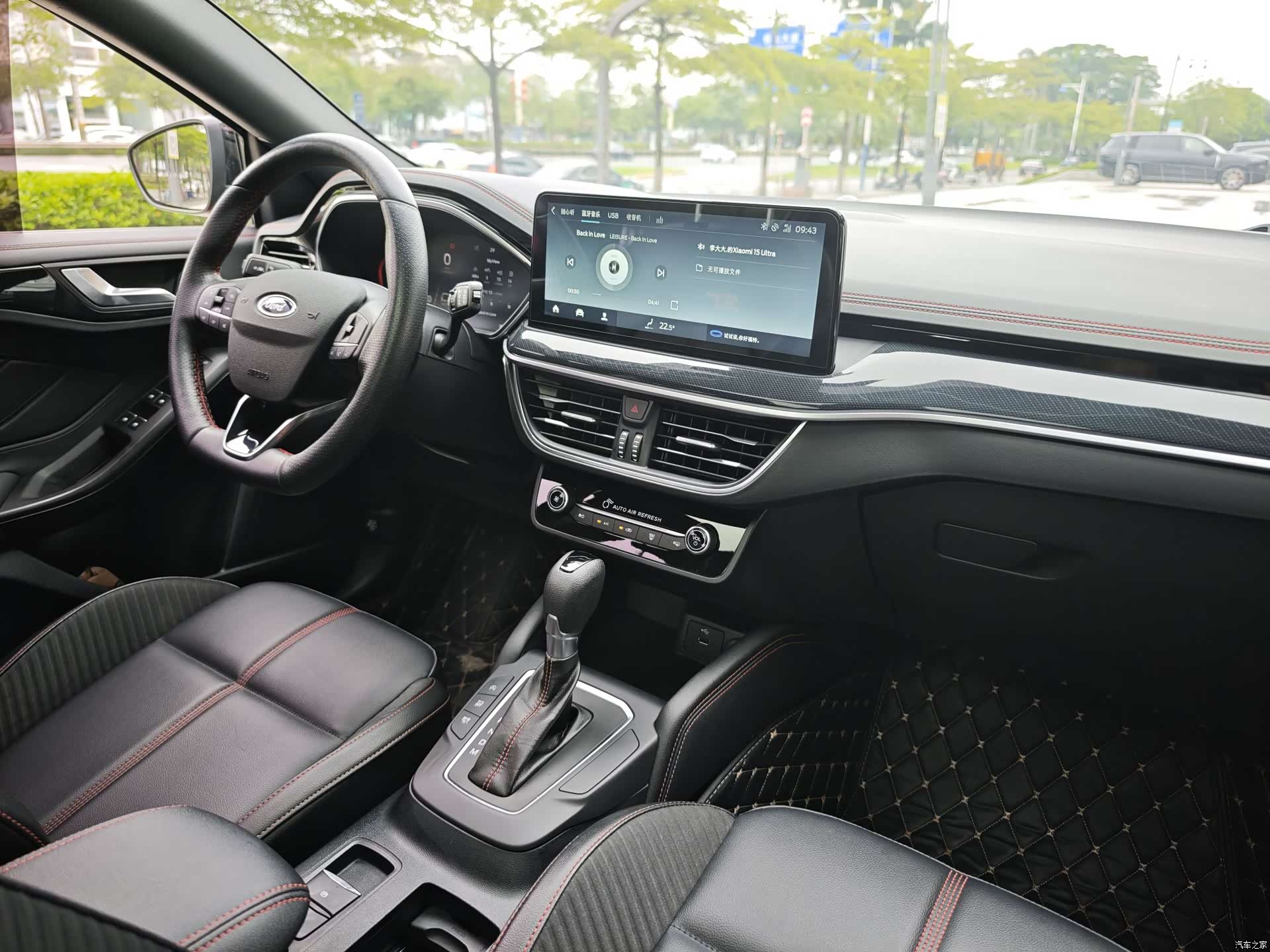Ford Focus, 2022 11