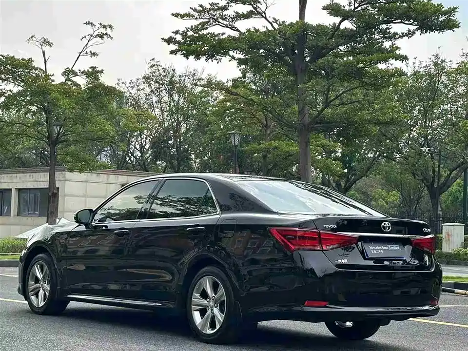 Toyota crown Toyota crown
