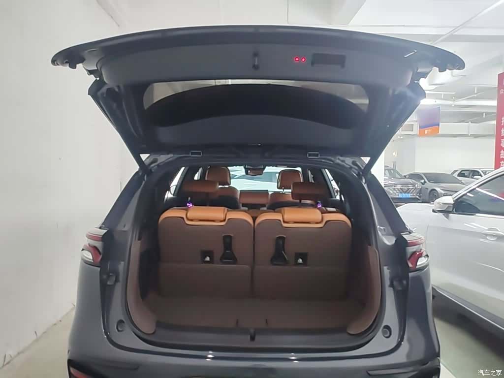 BYD Tang, 2023 19