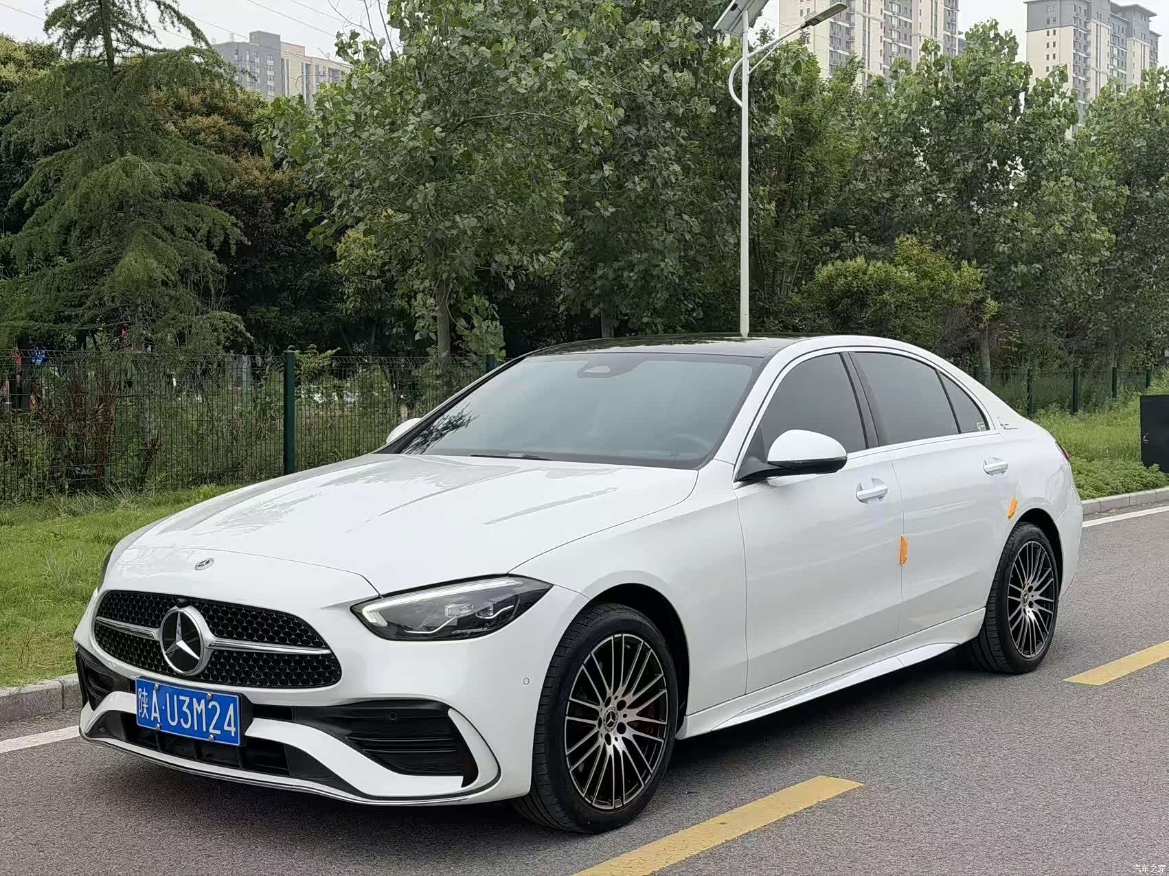 Mercedes-Benz C-Class, 2024 1