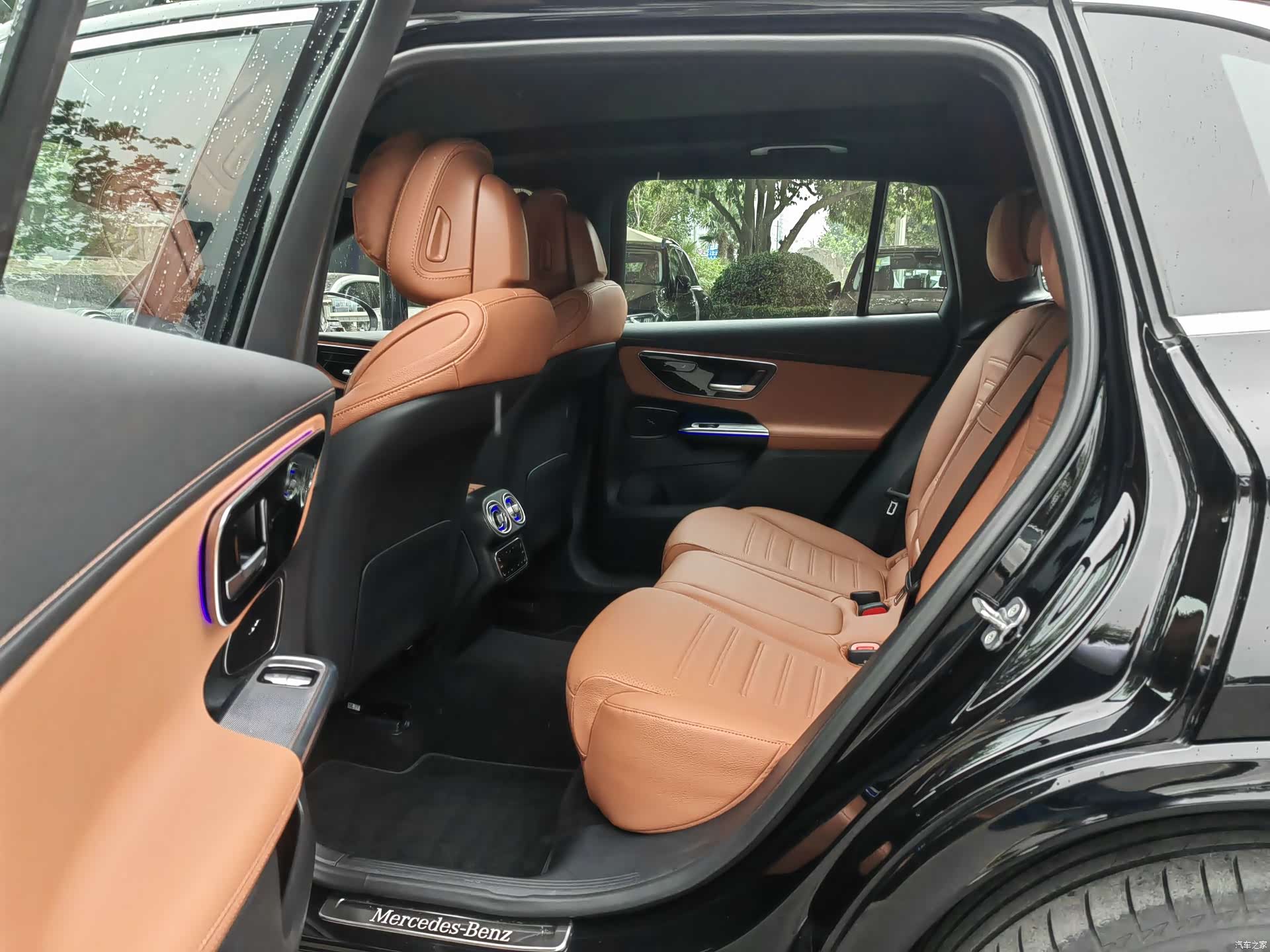 Mercedes-Benz GLC, 2024 11
