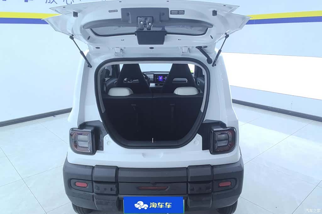 Geely Panda, 2025 4