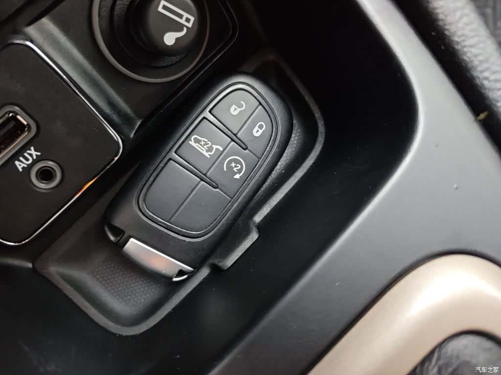 Jeep Cherokee, 2015 9