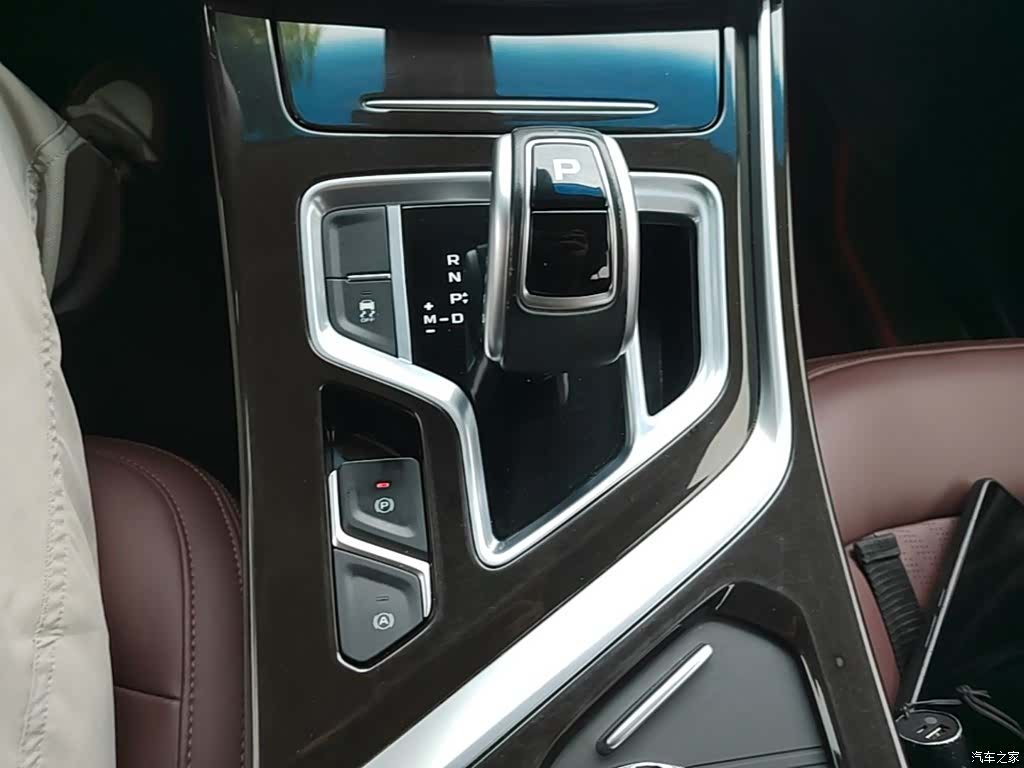 Geely Jiaji, 2022 10