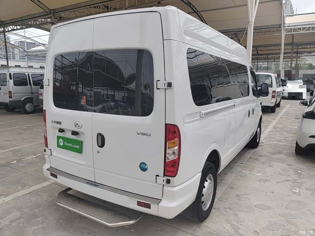 Maxus V80, 2025 7