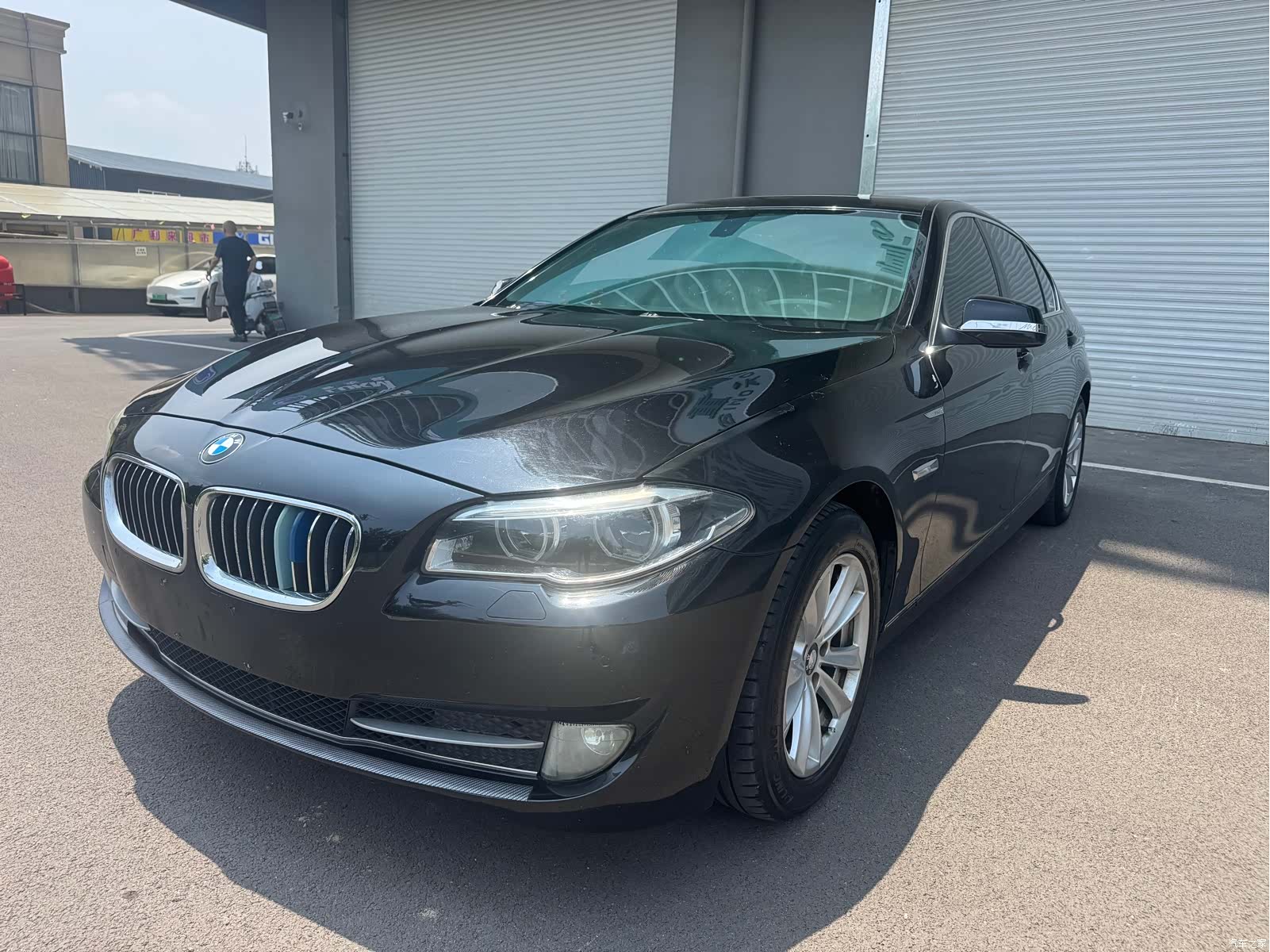 BMW 5 Series, 2011 1