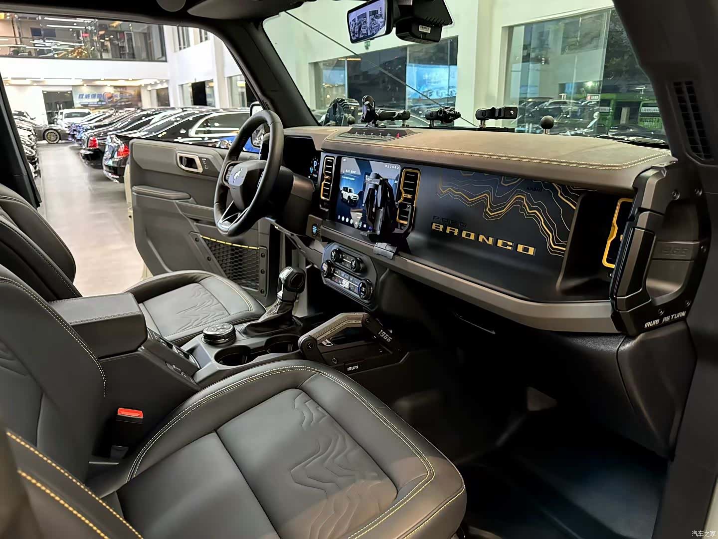 Ford Bronco, 2026 7
