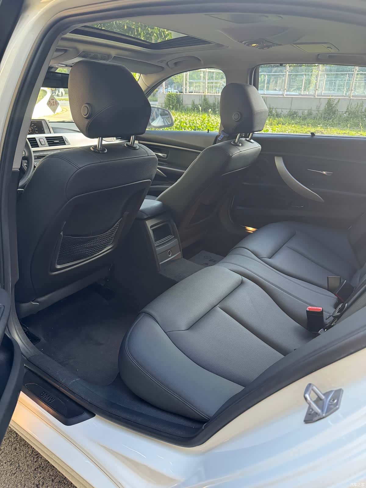 BMW 3 Series, 2016 6