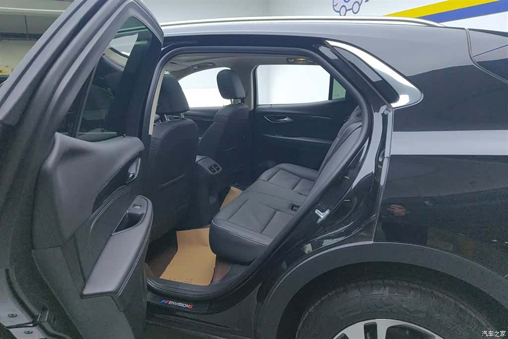 Buick Envision, 2023 11