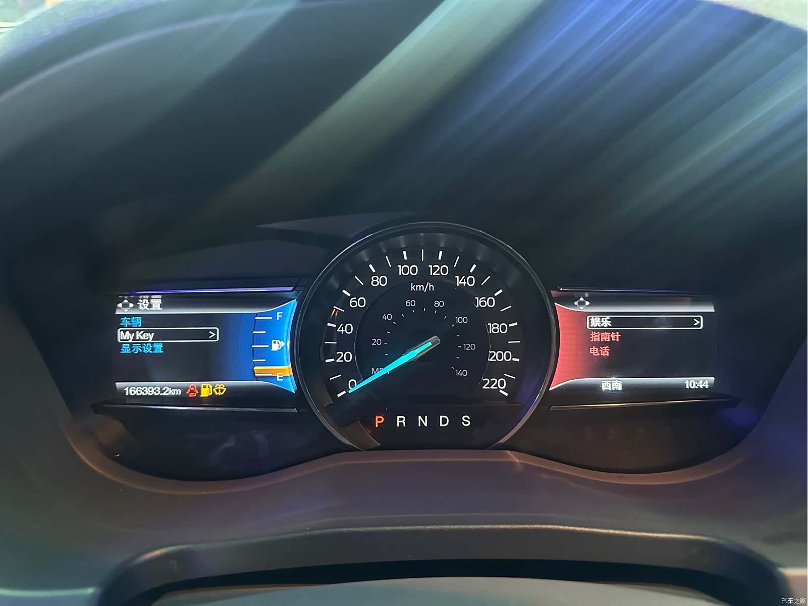 Ford Explorer, 2016 8