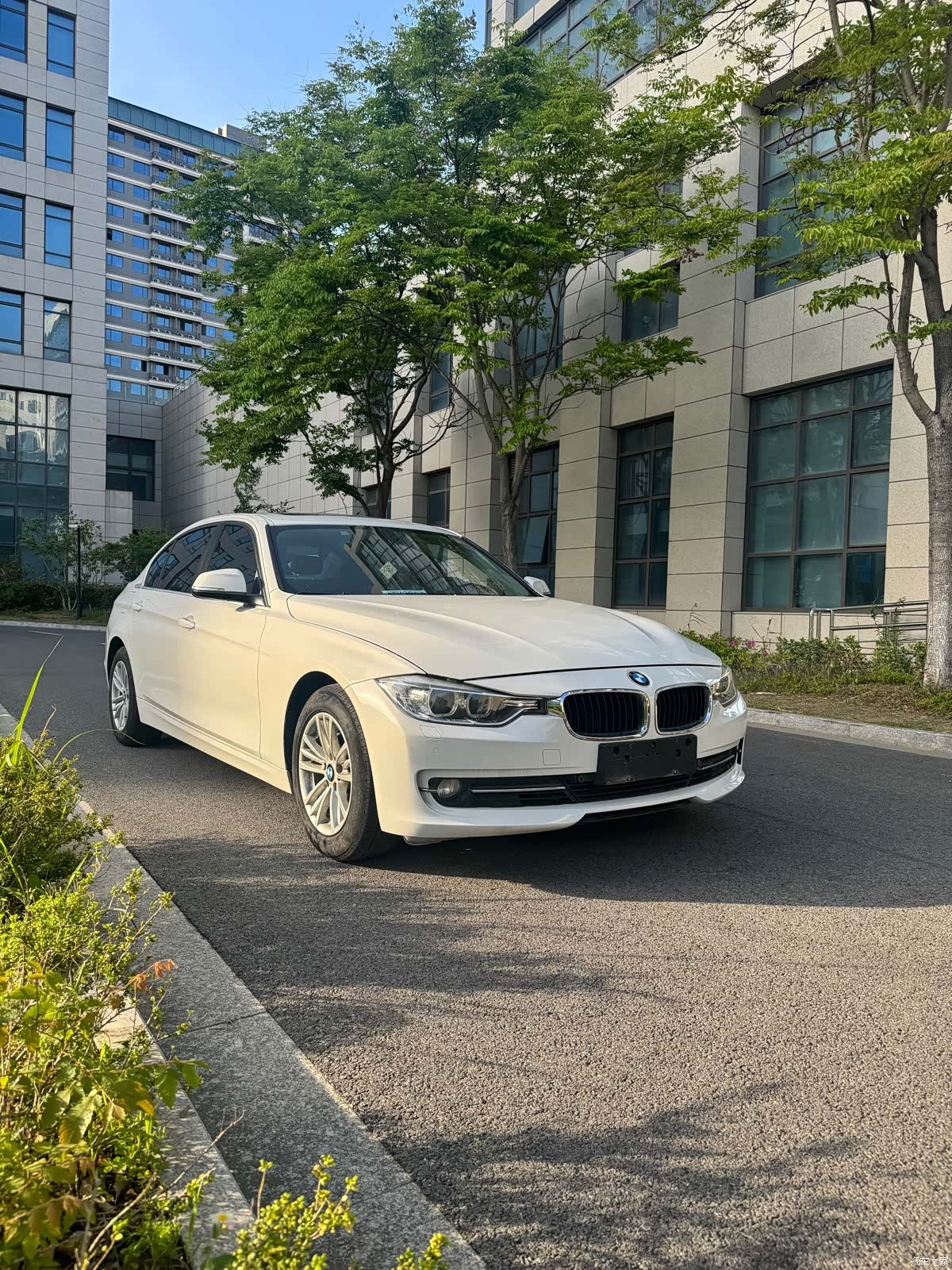 BMW 3 Series, 2016 1