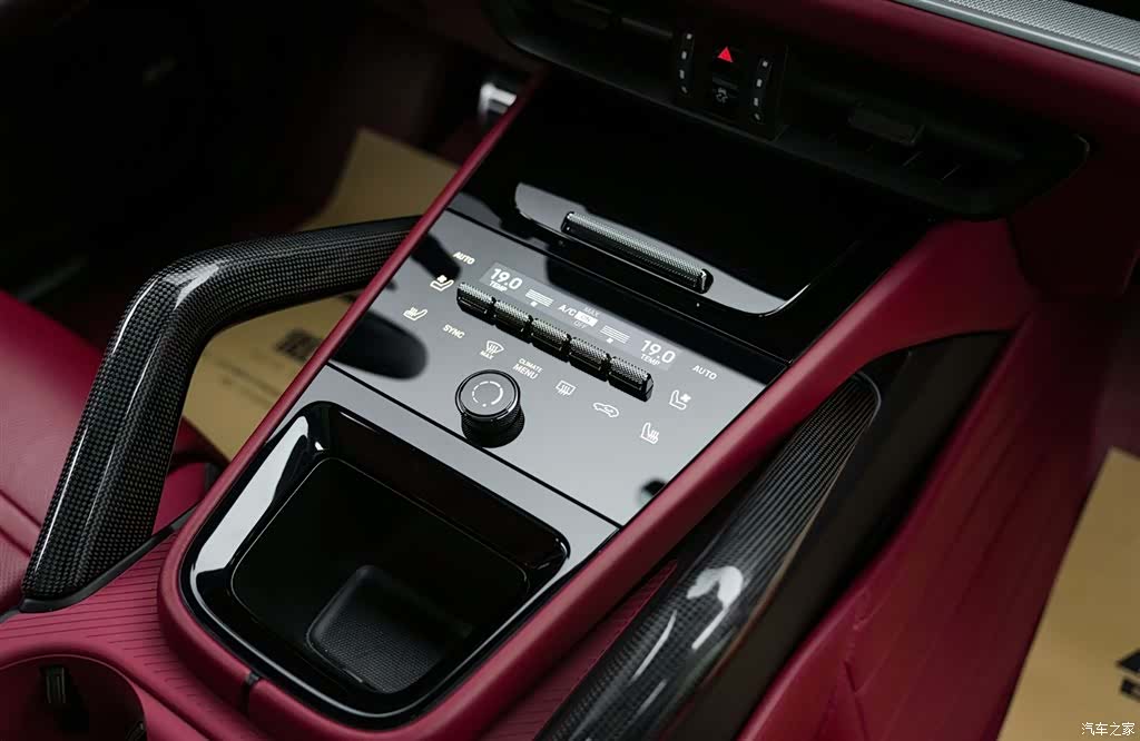 Porsche Cayenne, 2025 19