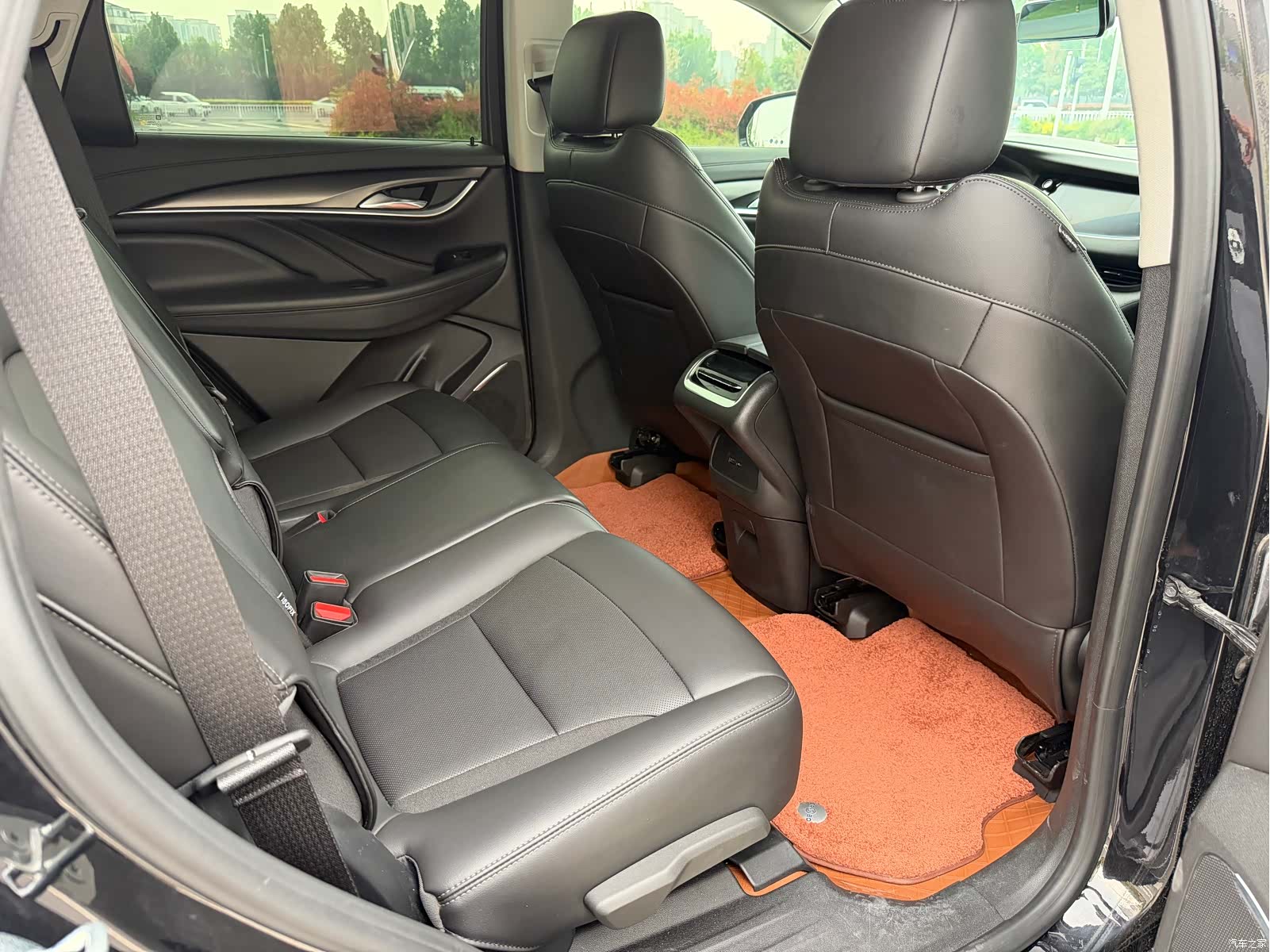 Buick Enclave, 2021 26