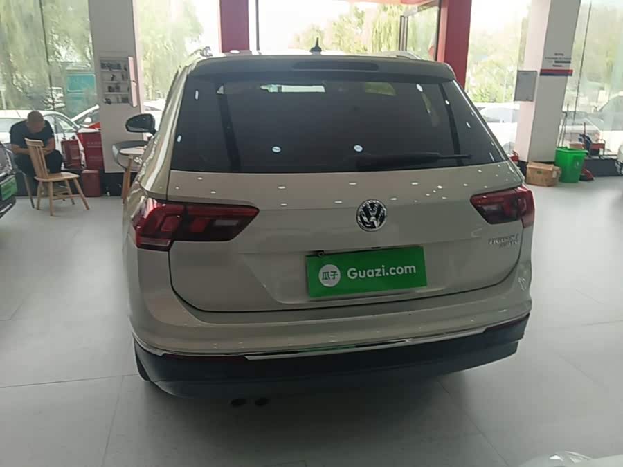 Volkswagen Tiguan L 2019, фото 6