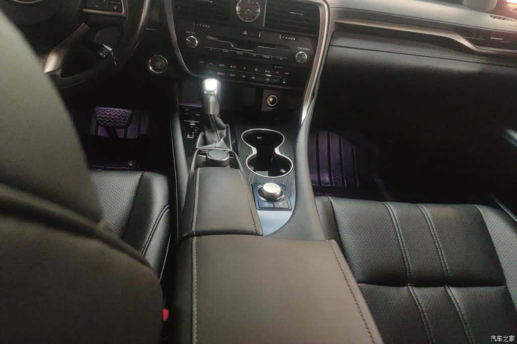 Lexus RX, 2017 16