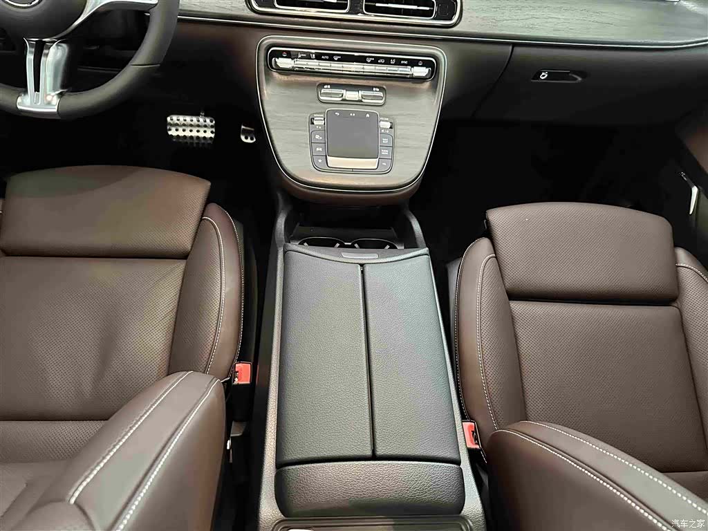 Mercedes-Benz V-Class, 2025 21