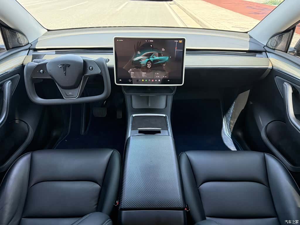 Tesla Model Y, 2023 8